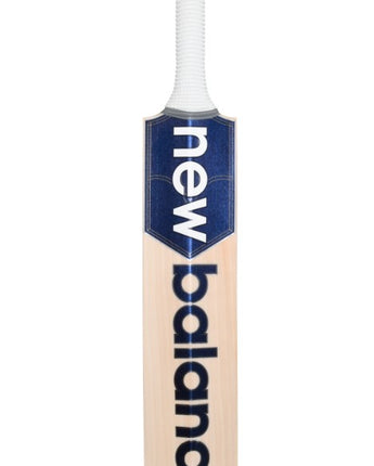 New Balance DC800 Max Cricket Bat