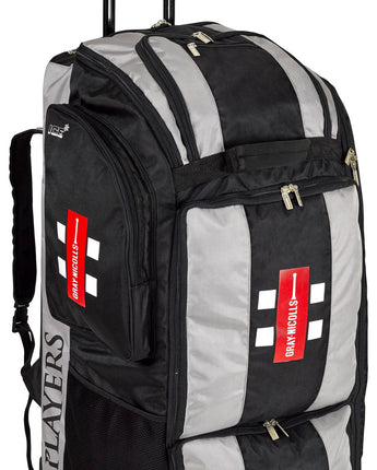 Gray-Nicolls Players Wheelie Duffle Bag