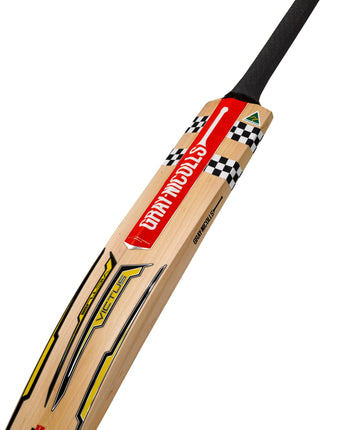 Gray-Nicolls Victus 2000 Bat